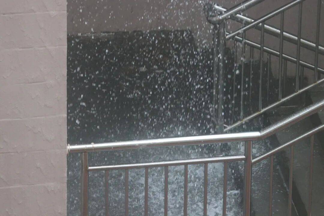 皇冠信用网如何注册_暴雨、大风、大浪来袭皇冠信用网如何注册!青岛市发布防汛预警!