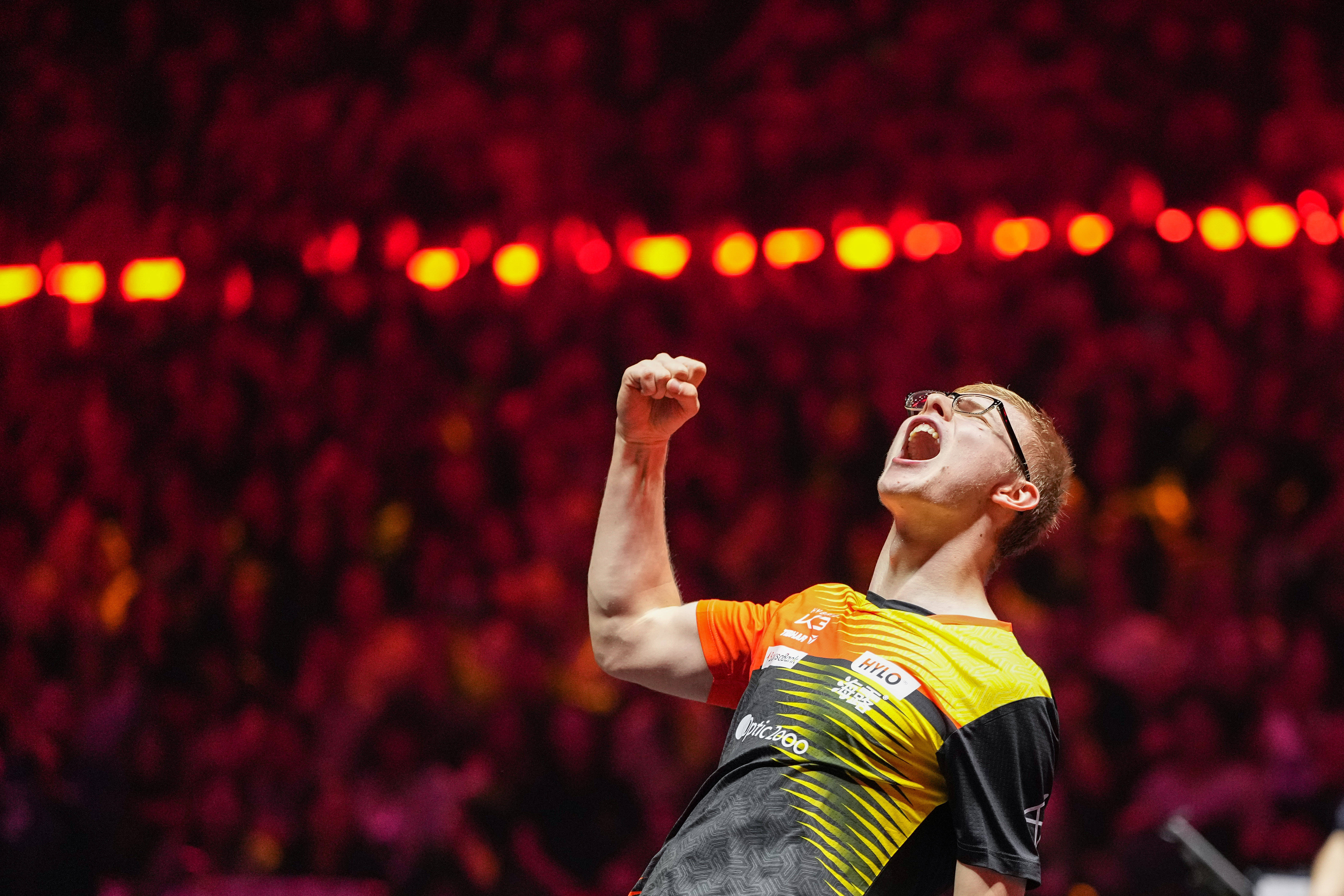 皇冠足球平台代理_WTT中国大满贯赛:陈俊菘无缘男单四强