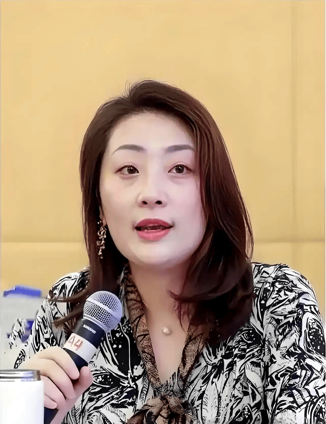 皇冠信用网怎么开户_辞职第41天皇冠信用网怎么开户,宗馥莉重新启用“娃哈哈”