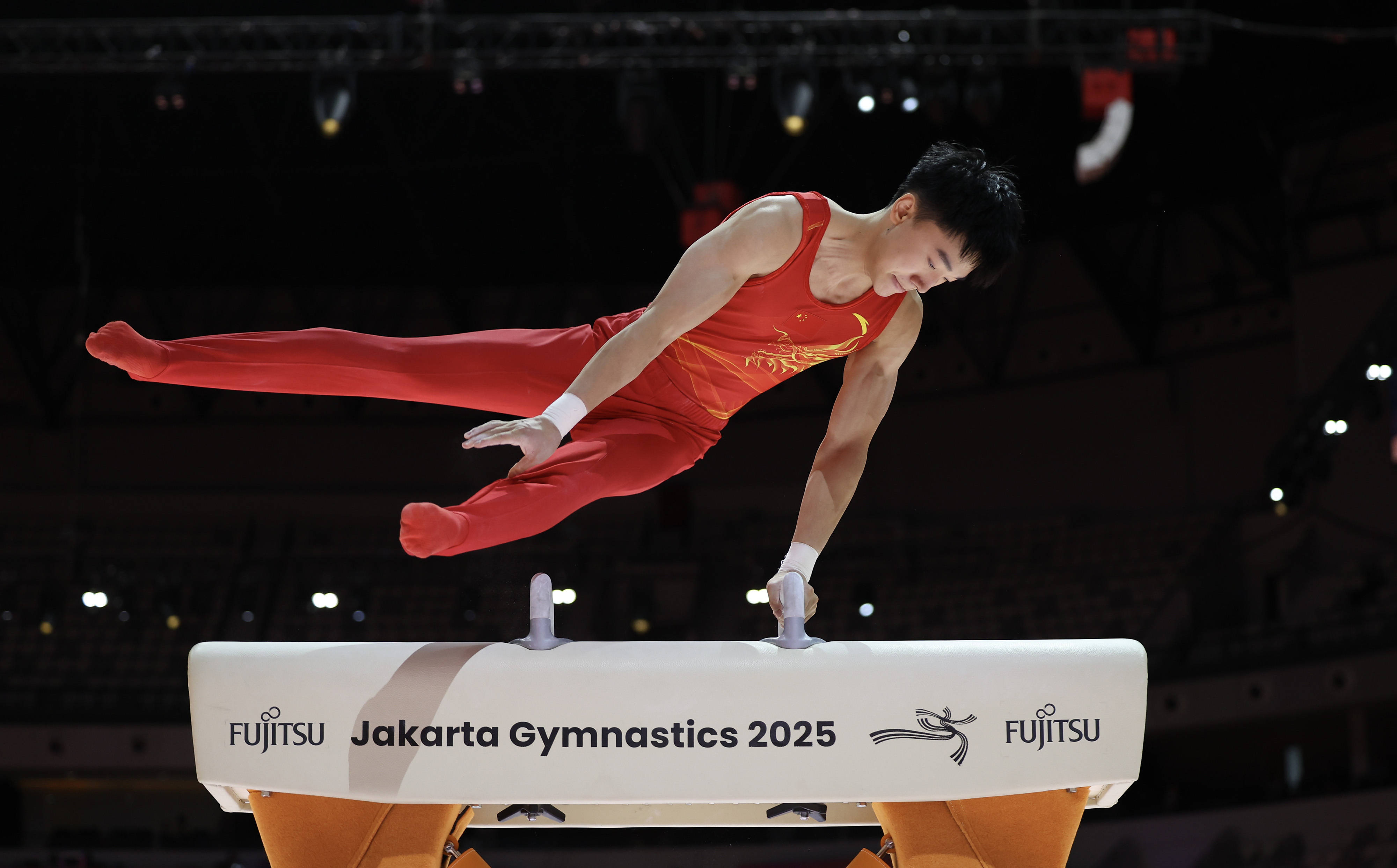 皇冠信用網怎么开账号_体操世锦赛:洪延明获男子鞍马冠军