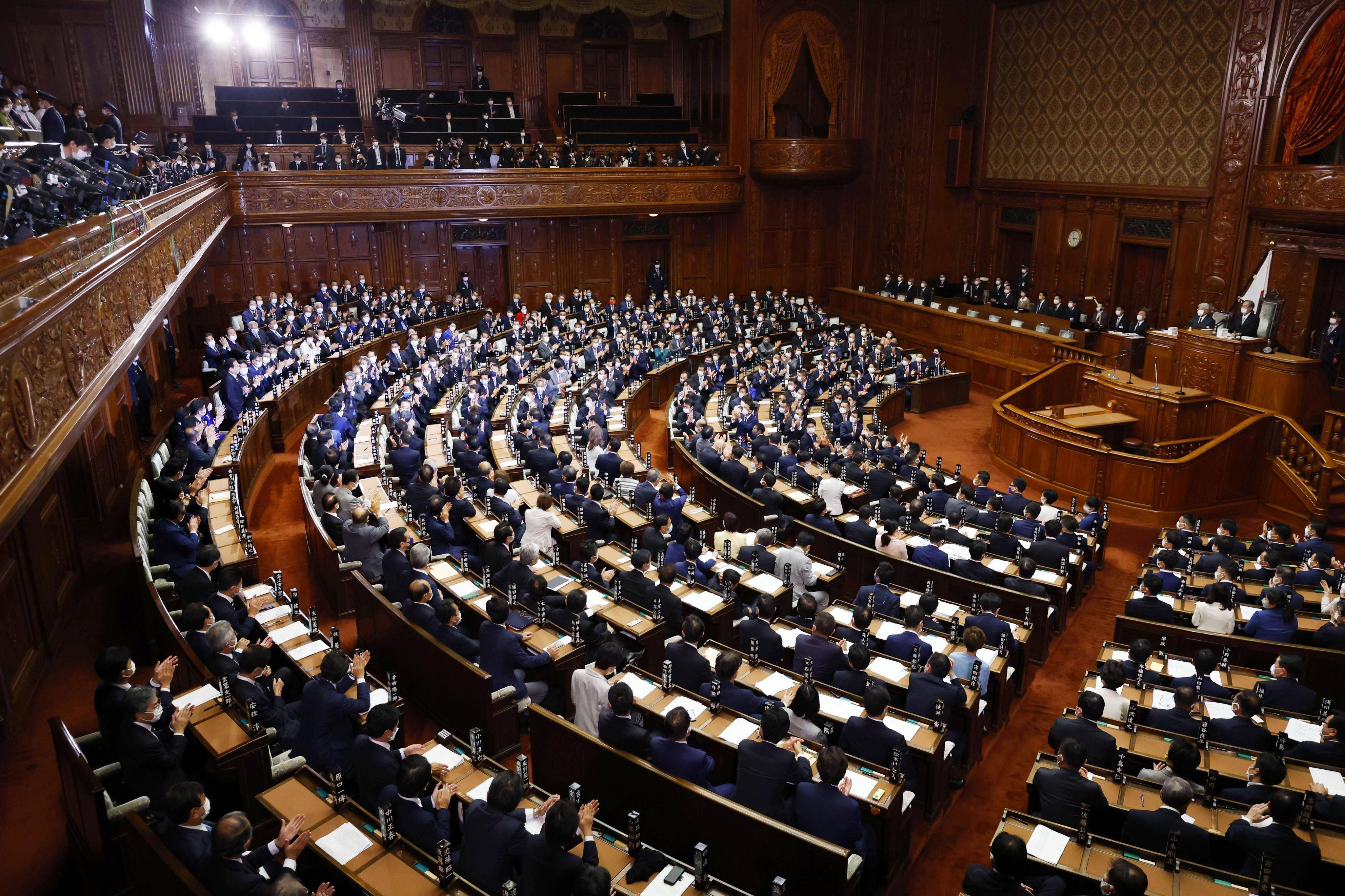 新版hga050
_中国在黄海三天实弹演习新版hga050
,外资紧急撤离出日本,日官员已抵华,高市早苗想体面认输?